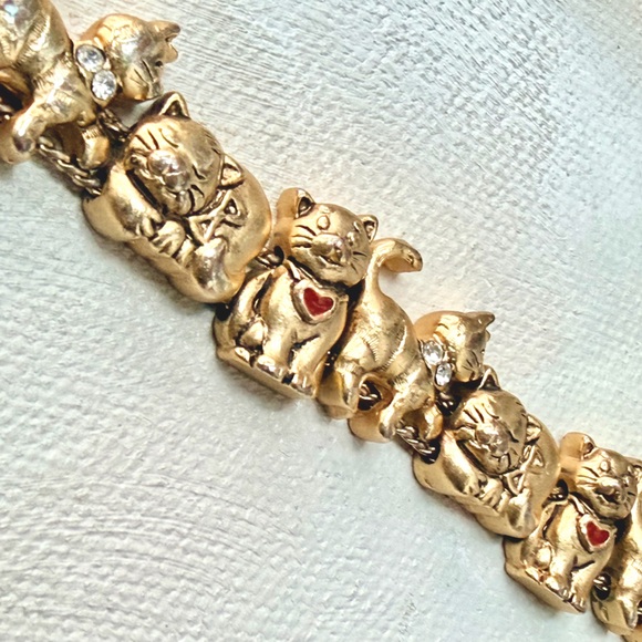 70’s Avon Gold Cat Charm Bracelet Rare - Picture 7 of 9